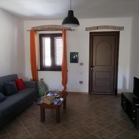 Villa Casa Di Stefano Villamassargia Exterior foto